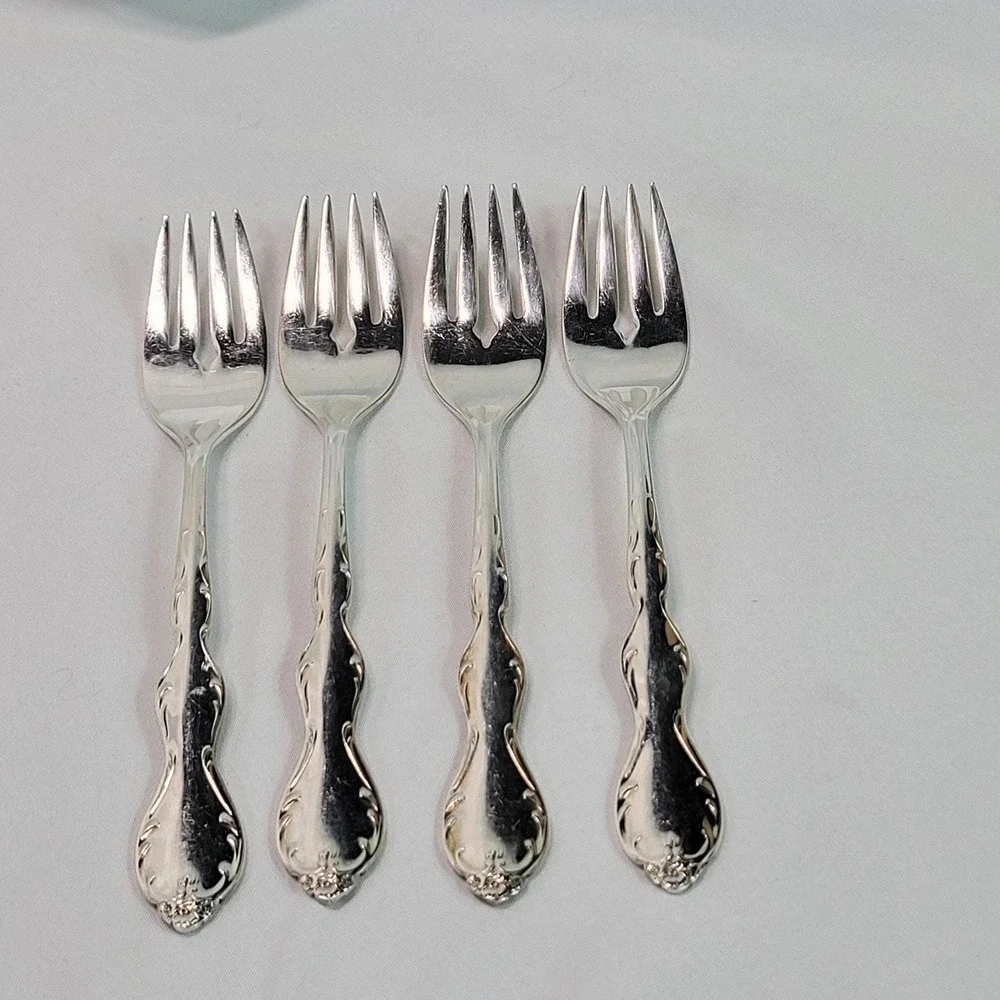 Camelot‎ Melody Silverplate Pattern Set of 4 Salad Forks Floral Scroll VTG 1954